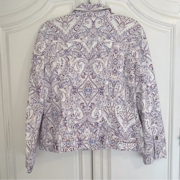 CHICOS JACKET | CHICOS SZ 1 (8-10) | WHITE WITH LAVENDER BLUE GEOMETRIC PATTERN - Picture 5 of 15